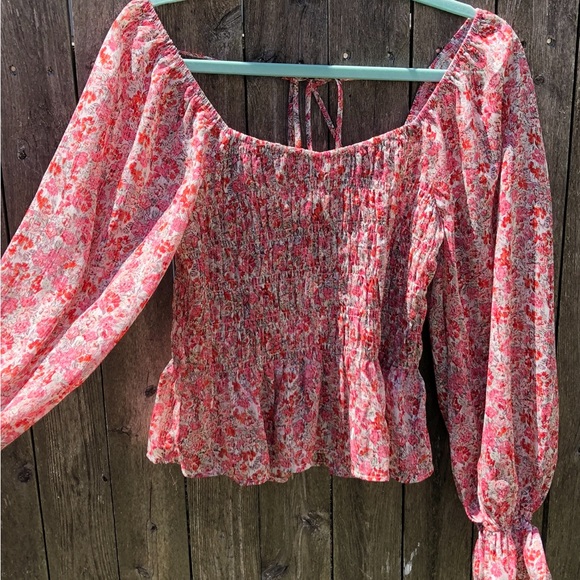 Lucy Paris Crop Top - Picture 2 of 7